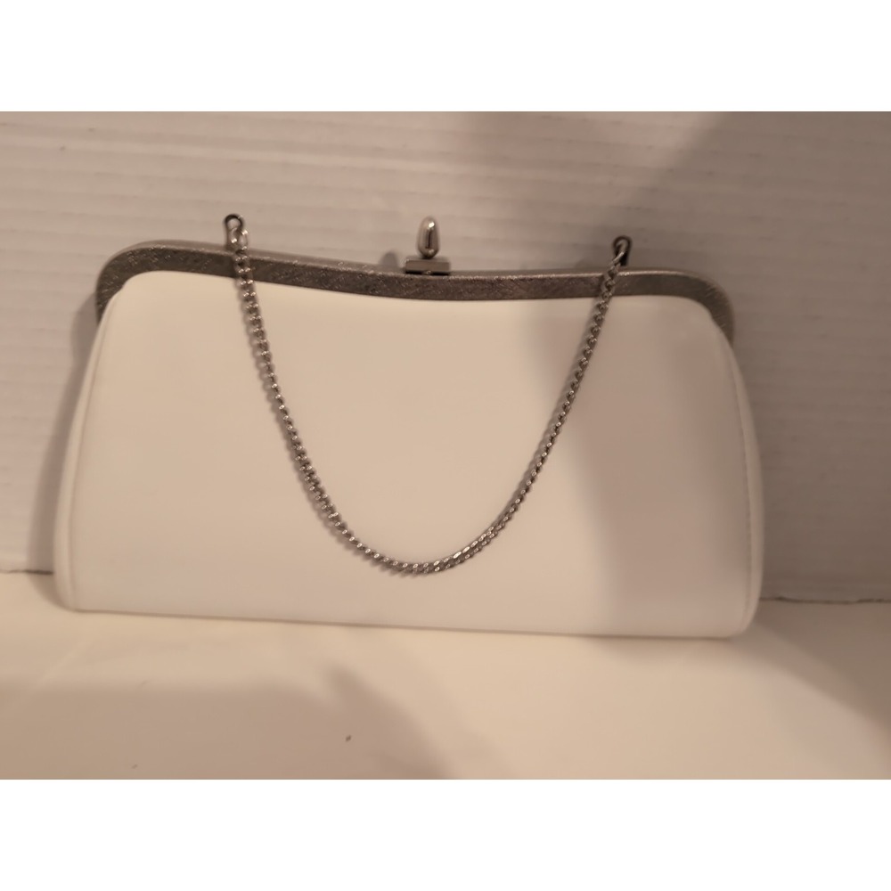 Vintage 50's White Faux Leather Evening Bag Silver Wrist Chain‎ & Clasp
